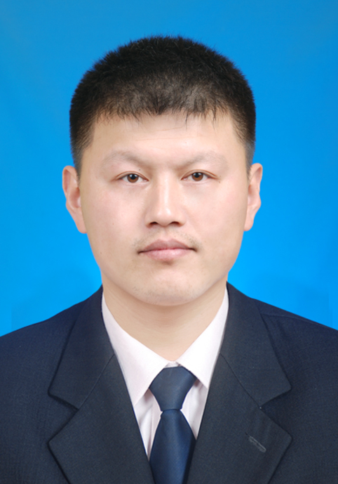 侯彦双